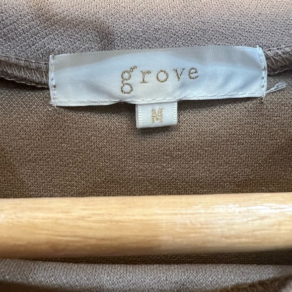 Grove Dress - Picture 2 of 5